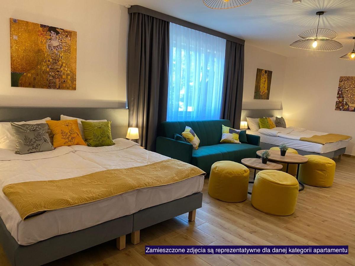 Apartamenty Wakacyjna Wioska Ngo 20M Od Suntago Mszczonow Luaran gambar