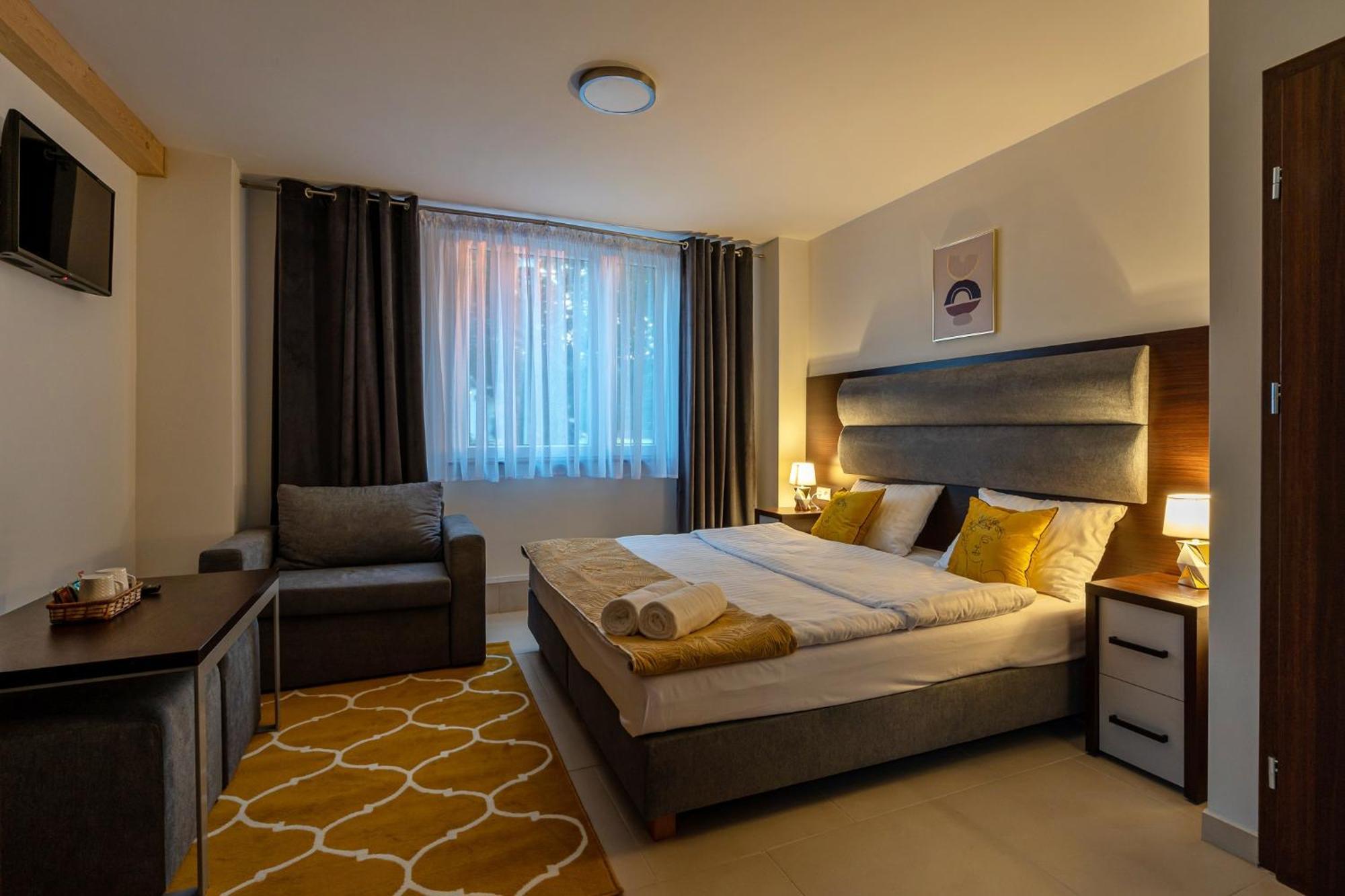 Apartamenty Wakacyjna Wioska Ngo 20M Od Suntago Mszczonow Luaran gambar