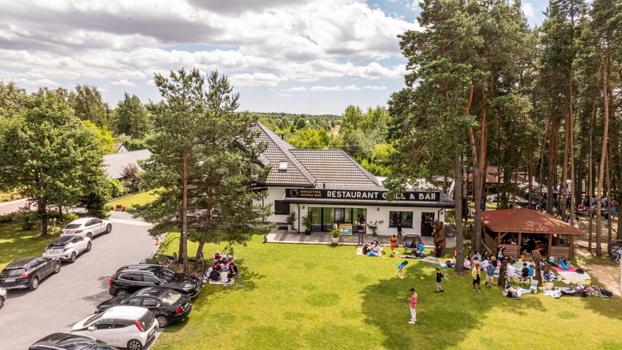 Apartamenty Wakacyjna Wioska Ngo 20M Od Suntago Mszczonow Luaran gambar